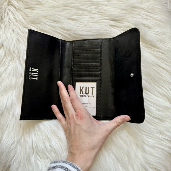 NWT black and white stripe wallet - Picture 3 of 5